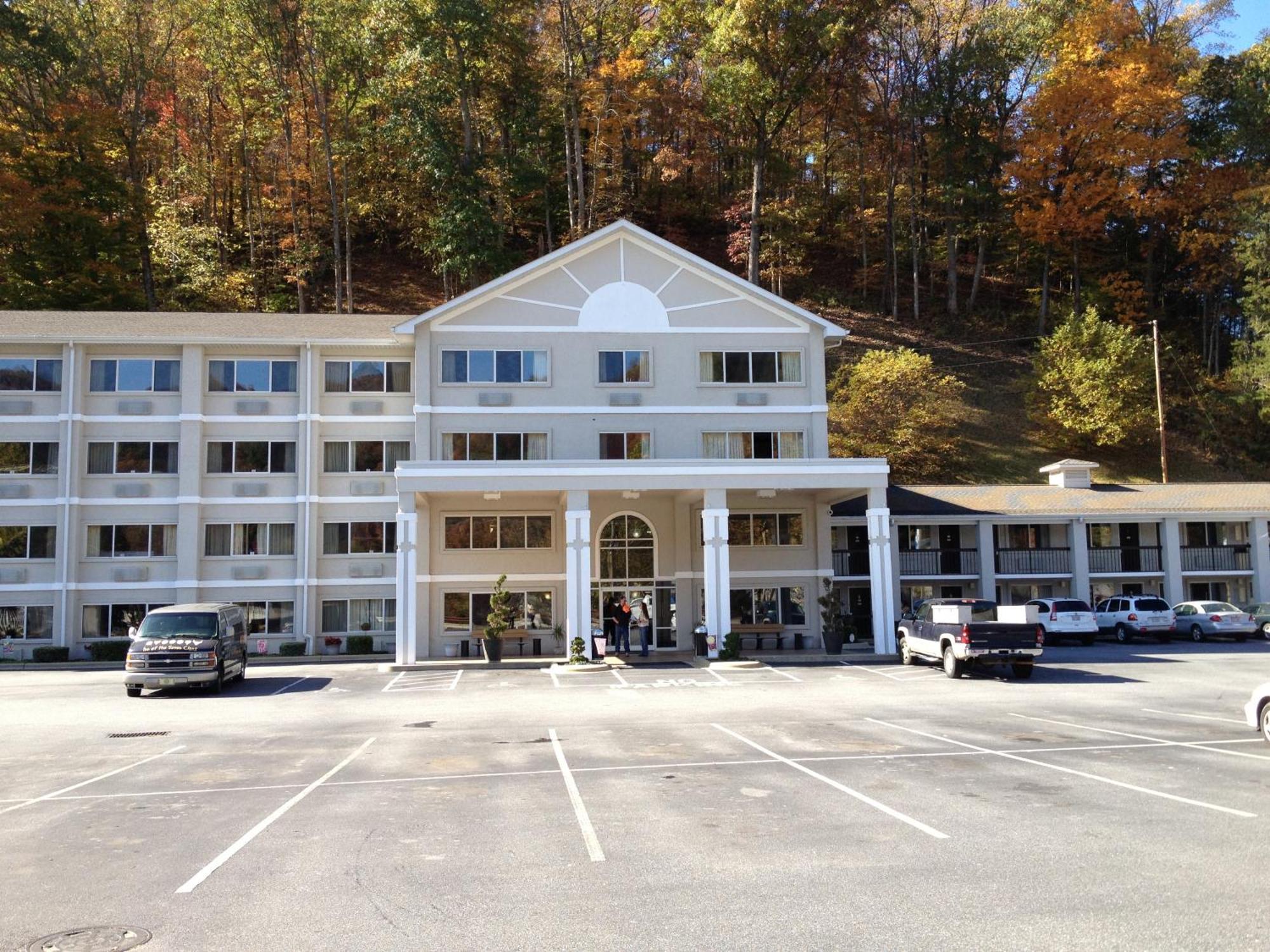 Cherokee Grand Hotel Buitenkant foto