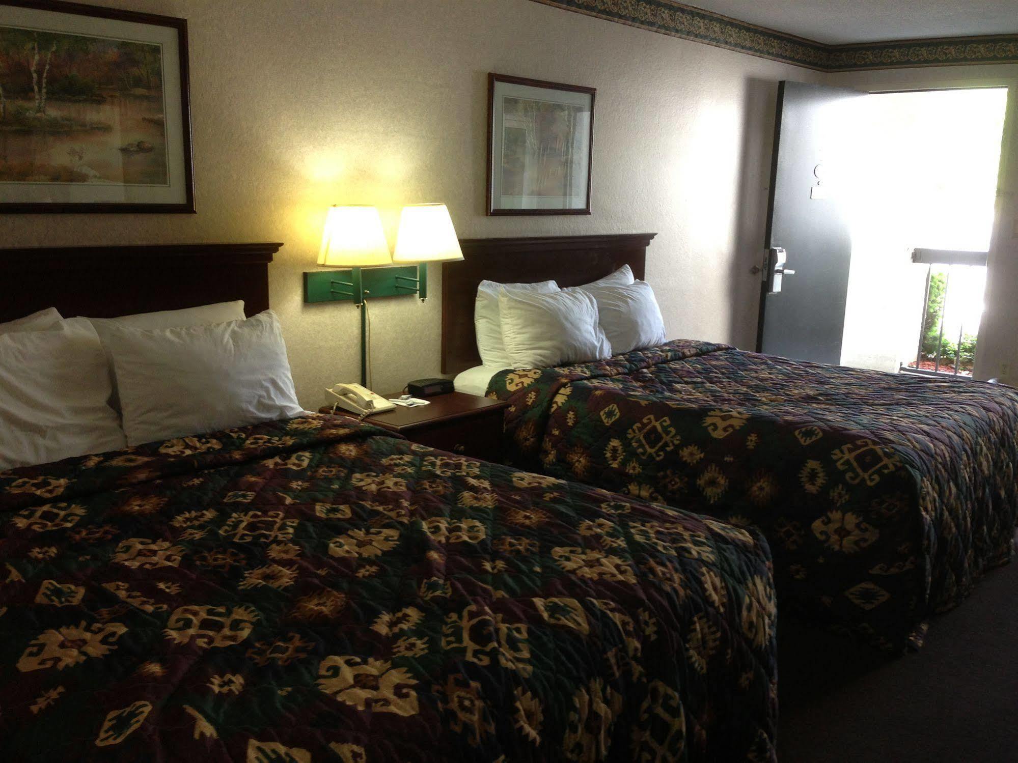 Cherokee Grand Hotel Buitenkant foto