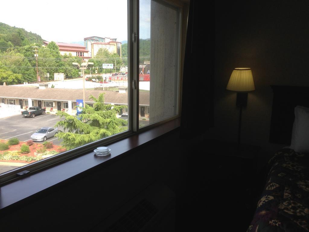 Cherokee Grand Hotel Buitenkant foto